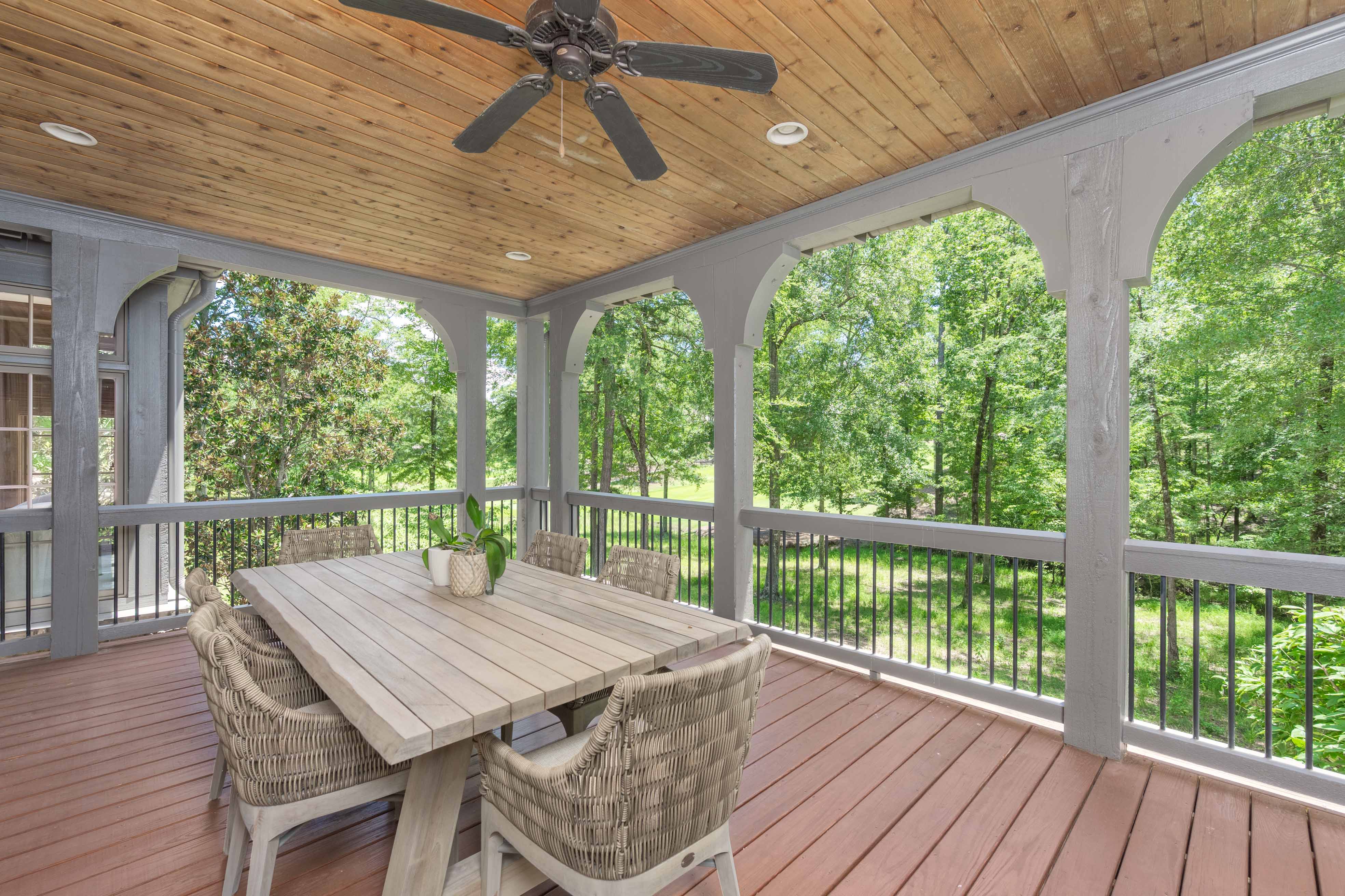 1040 Woodmont Ct. image 16